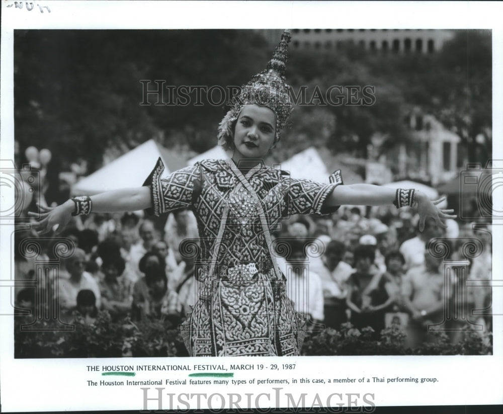 1987 Press Photo Thai performers at Houston International Festival - hca34408 - Historic Images