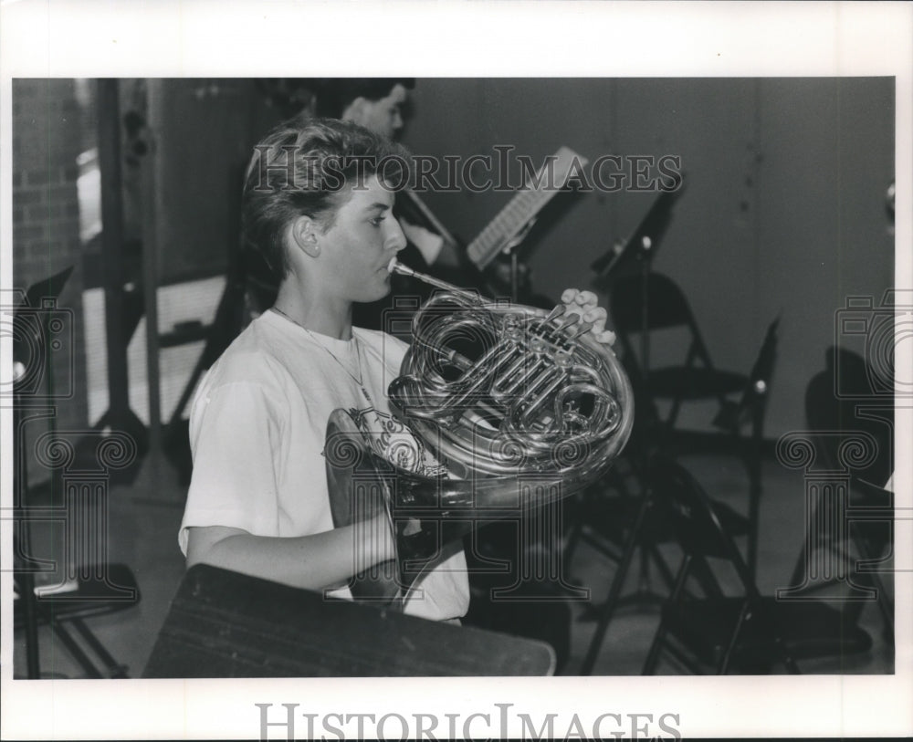 1989 Martha Thompson plays French horn in Houston Youth Symphony - Historic Images