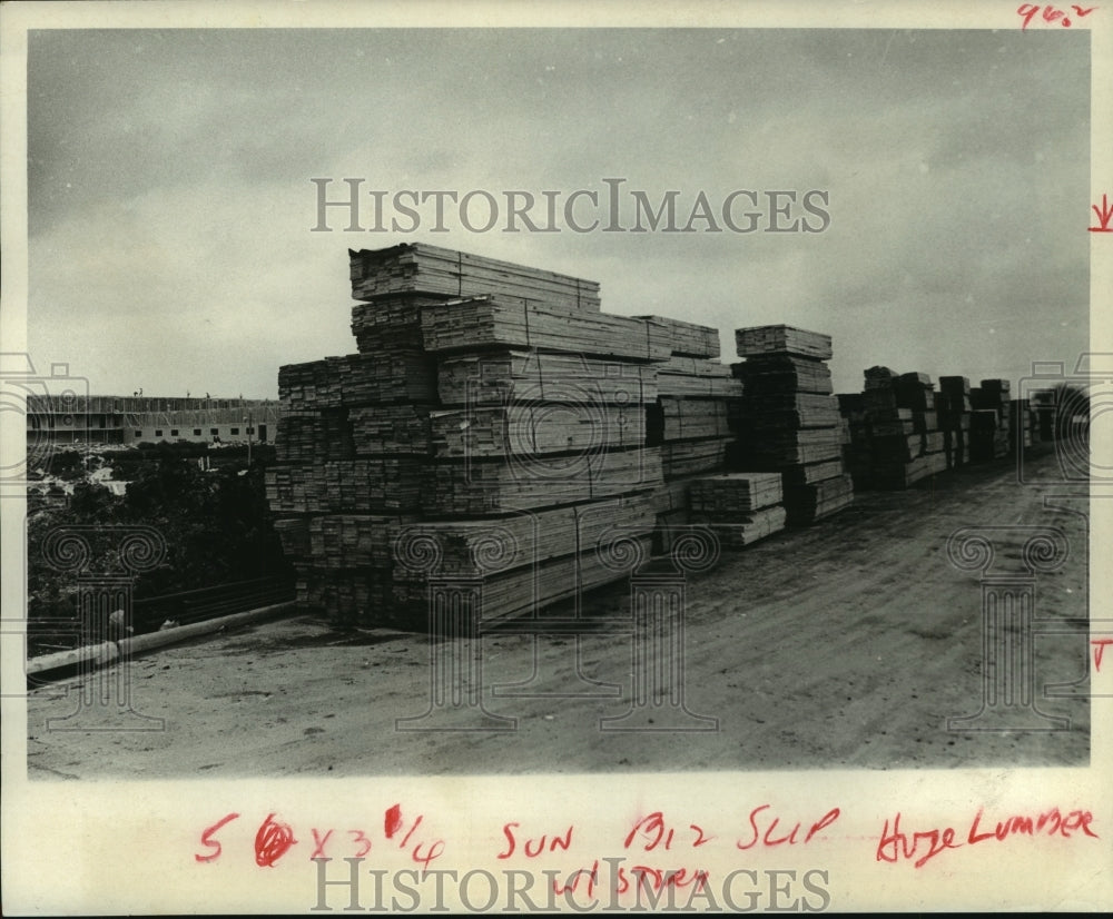 1969 Press Photo Stacks of lumber in Houston, Texas - hca37870 - Historic Images