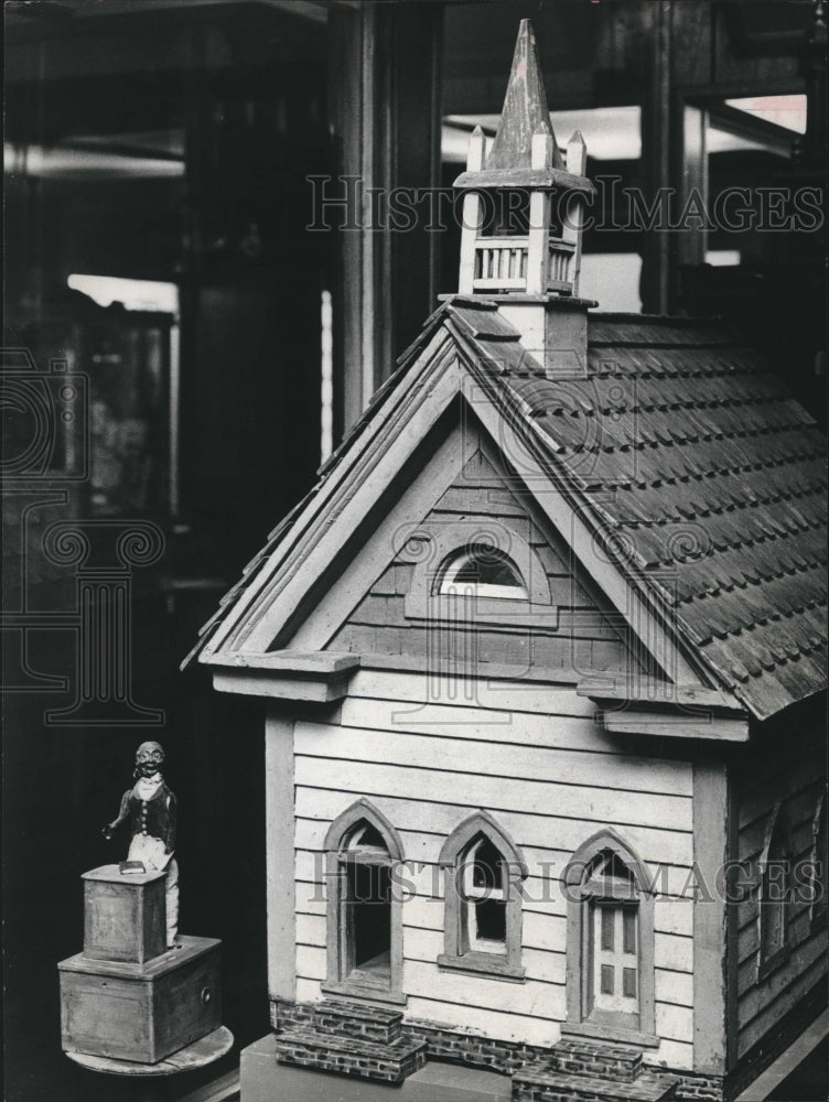 1970 Church and preacher at 9-90 Antique Toy Museum in Texas - Historic Images