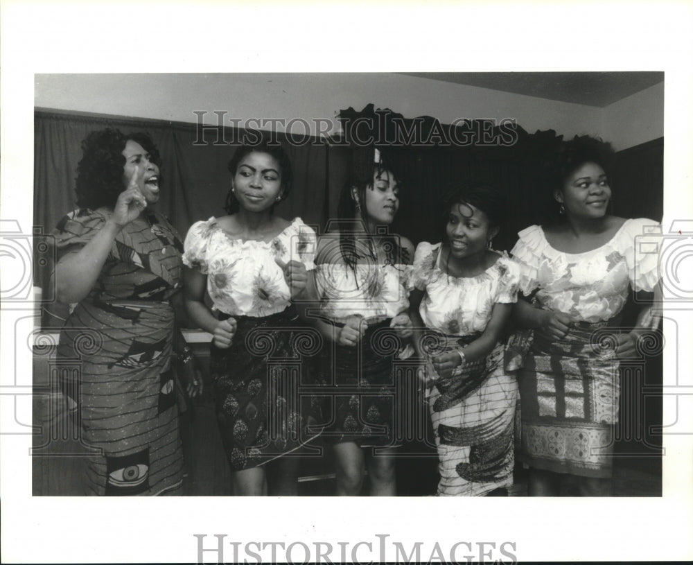 1992 Press Photo Nigerian-Americans&#39; Ngor-Okpala Women&#39;s Cultural Group, Houston - Historic Images