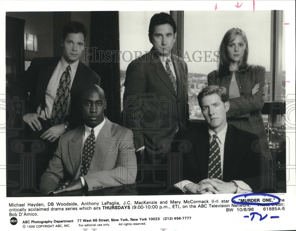 1996 Press Photo Cast of ABC TV series "Murder One" - hca47116- Historic Images
