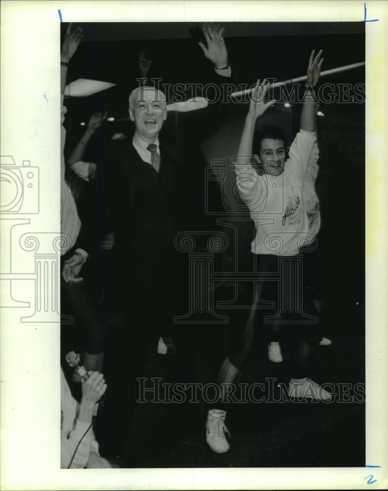 1986 Press Photo Preston Frazier, Michael King; Houston Ballet's fitness program - Historic Images