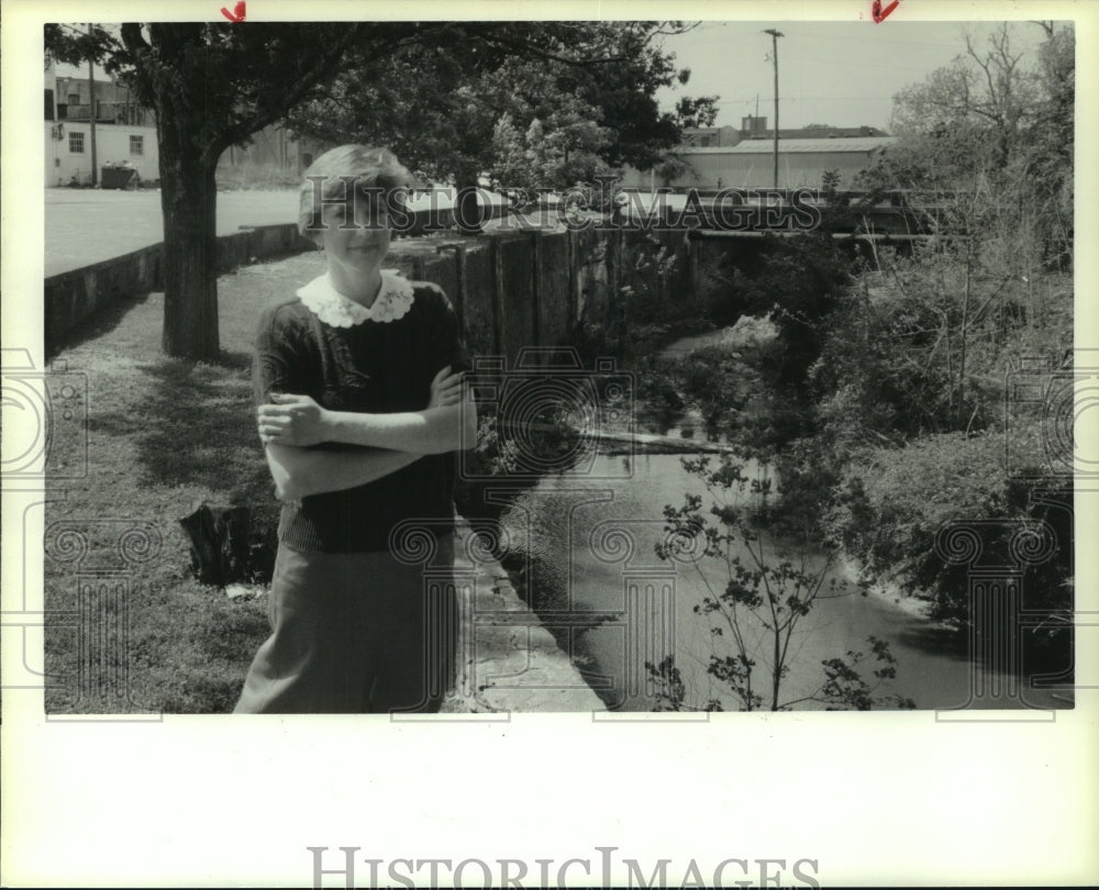 1988 Press Photo Jane Smith, Grimes Co Chamber VP by Cedar Creek in Navasota, TX - Historic Images