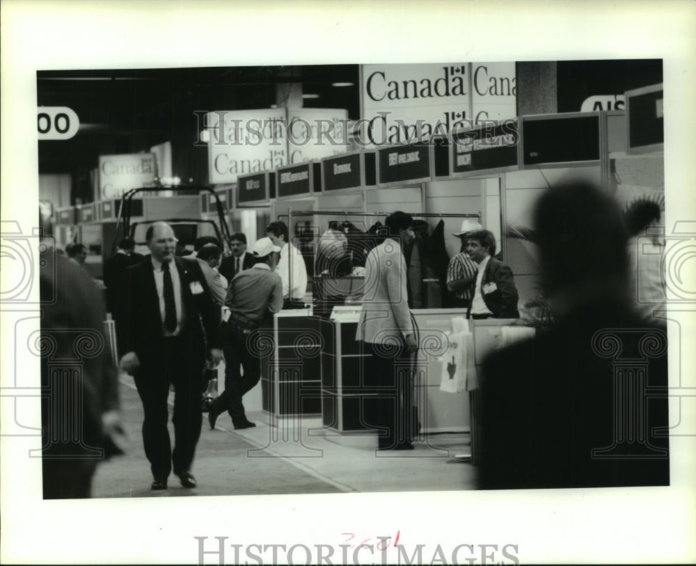 1990 Press Photo Offshore Tech Conference registration at Houston Astrodome - Historic Images