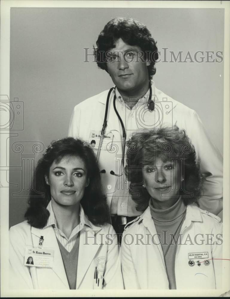 1982 Press Photo Cast members of &quot;St. Elsewhere&quot; on NBC-TV - hca50420- Historic Images