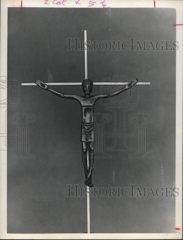 1966 Processional crucifix at Sacred Heart Dominican College - Historic Images