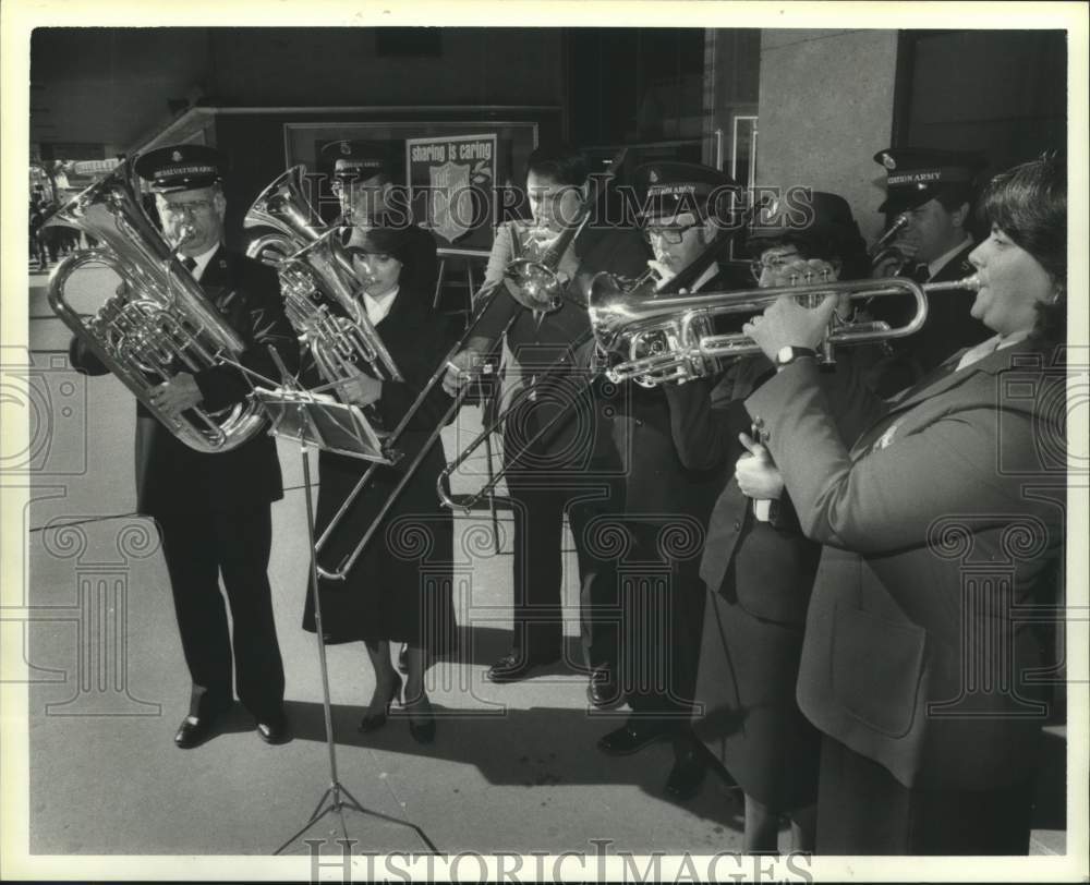 1985 Press Photo Gulf Coast Salvation Army Band at Foley&#39;s in downtown Houston- Historic Images