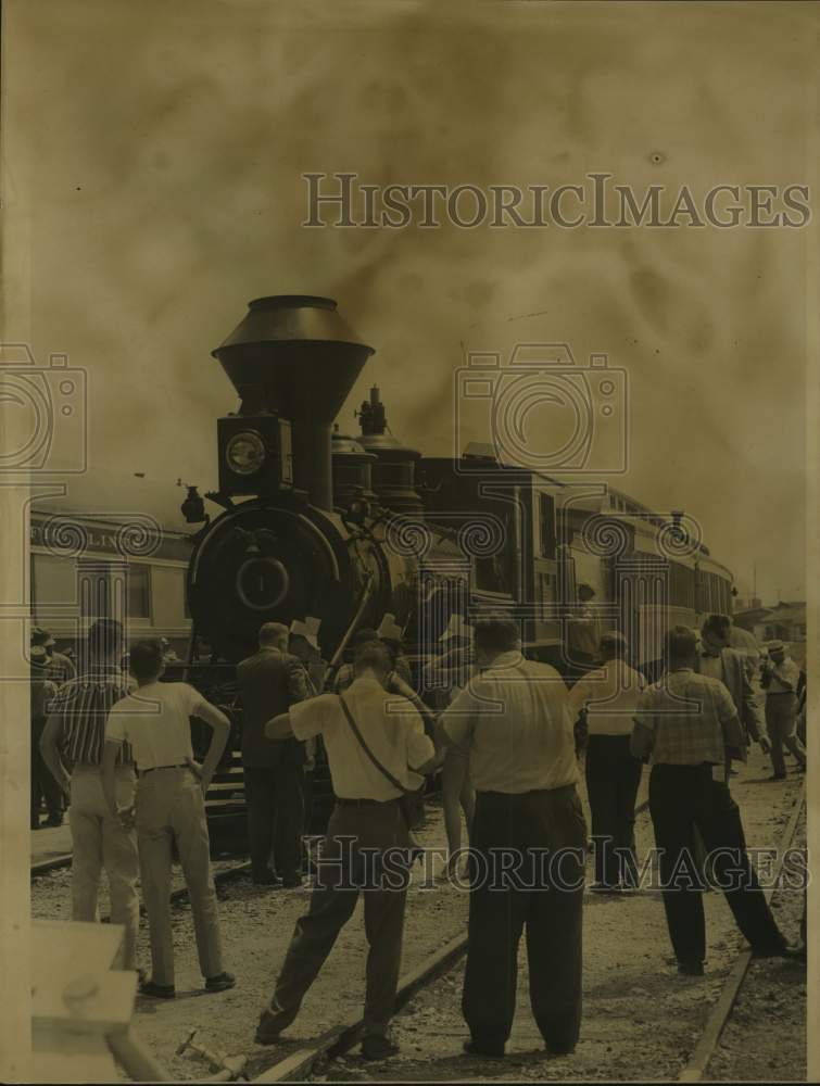 1957 Press Photo Train On the Santa Fe Railroad, Houston - hca51854 - Historic Images