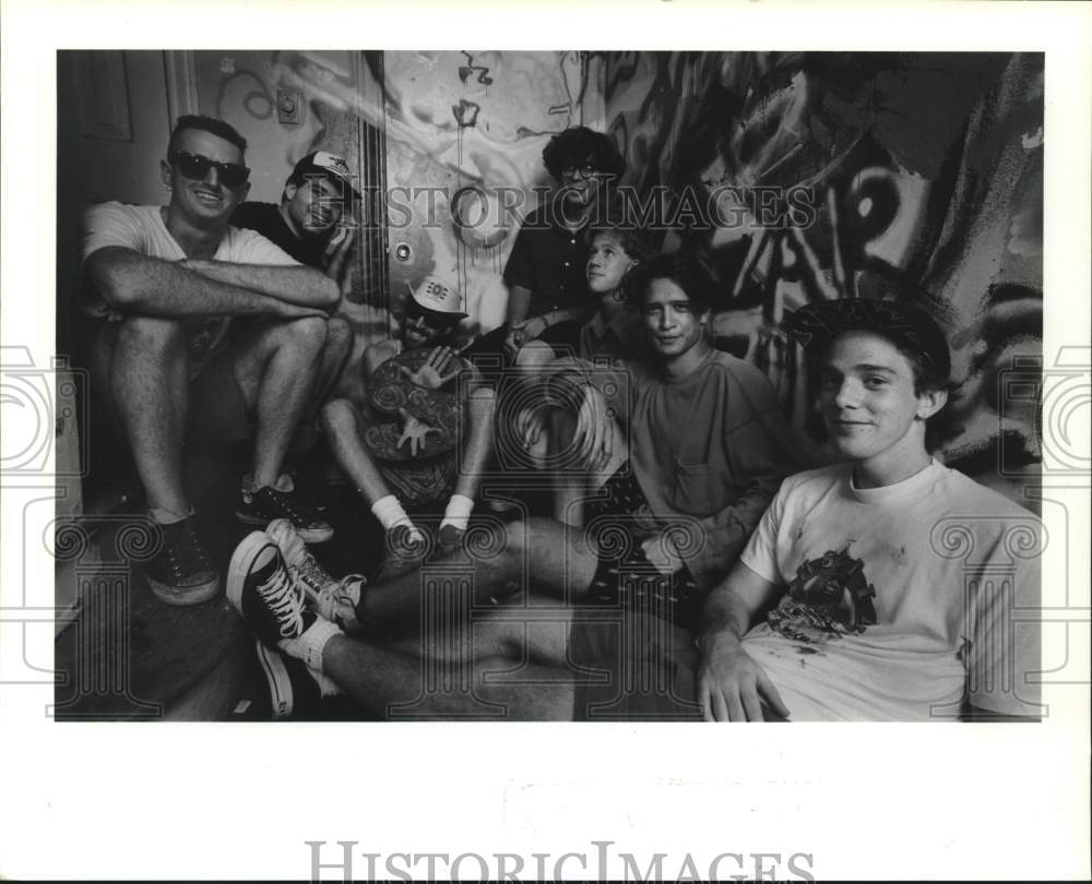 1990 Press Photo Members of &quot;Sprawl,&quot; a Pop Music Group in Houston, Texas- Historic Images