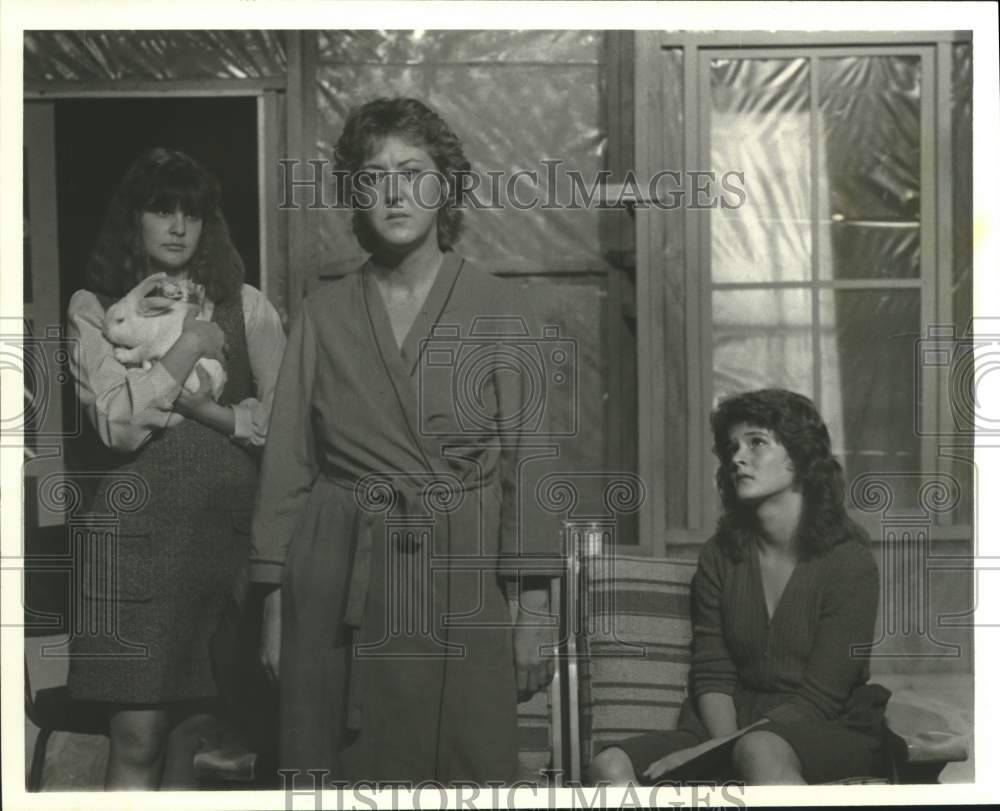 1985 Press Photo Actors In a Play At Strand Street Theater, Galveston- Historic Images