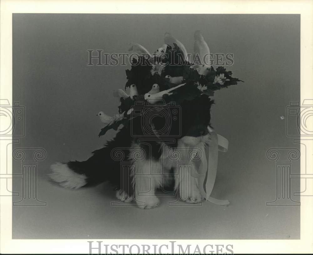 1985 Press Photo STUF&#39;D &#39;N STUFF teddy bear show &quot;A Hat For All Reasons,&quot; TX.- Historic Images