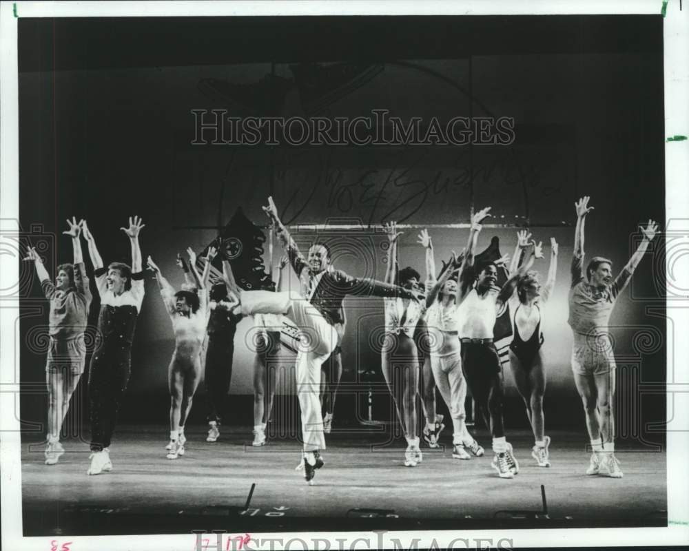 1986 Press Photo Eugene Fleming in a scene from musical &quot;The Tap Dance Kid&quot;- Historic Images