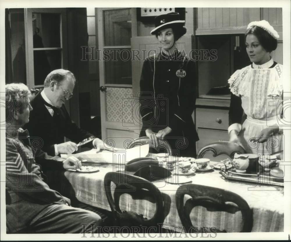 1986 Press Photo Scene From Dramatic Series &quot;Upstairs, Downstairs&quot; - hca56979- Historic Images