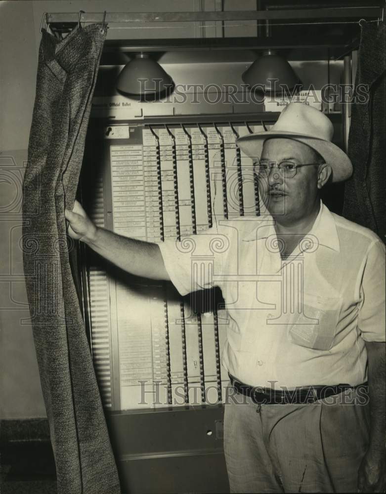 1956 Press Photo Looking at Voting Machines in Houston, Texas - hca57742- Historic Images