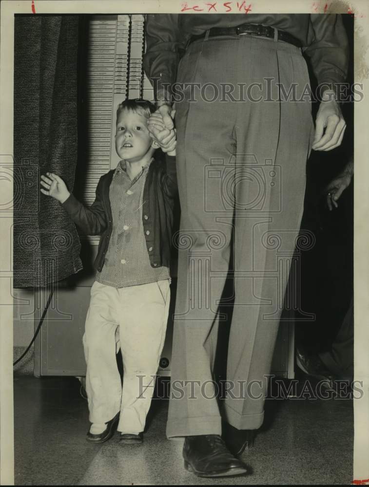 1960 Carl Krog takes son Carlton, age 4, to vote with him in Houston-Historic Images