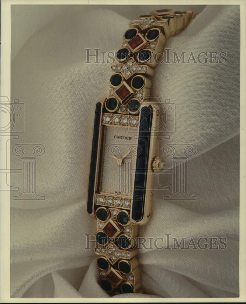 1994 Press Photo St. Petersburg Mini-Tank Watch by Cartier of gold and gems- Historic Images