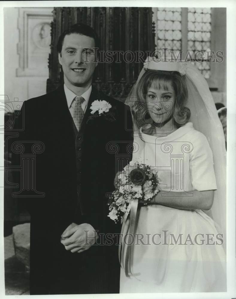 1986 Press Photo David Threlfall, Zoe Wanamaker in PBS Series Paradise Postponed- Historic Images