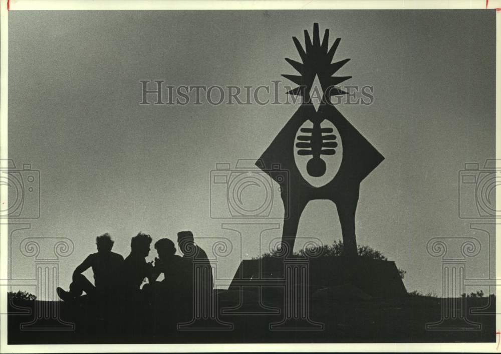 1980 Press Photo Enjoying Houston Grand Opera&#39;s Spring festival in Hermann Park- Historic Images