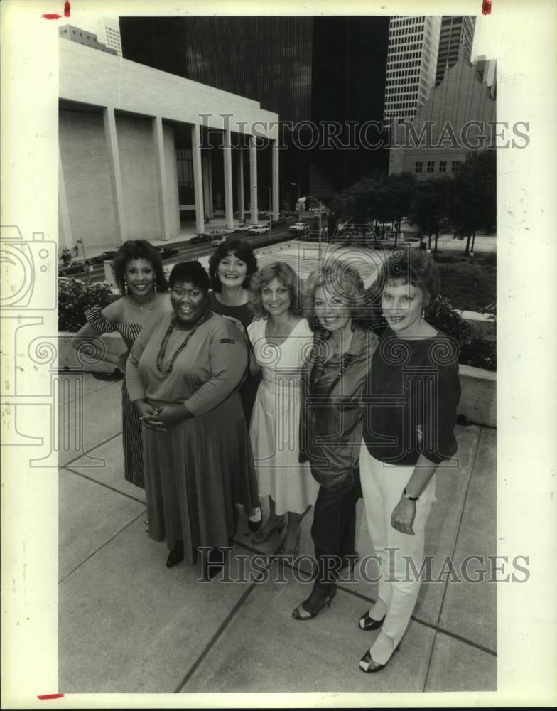 1985 Press Photo Cast of &quot;A...My Name is Alice,&quot; Nina Vance Alley Theater, Texas- Historic Images