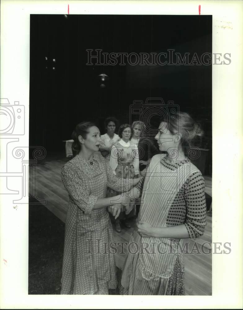 1993 Press Photo Scene from &quot;Dancing at Lughnasa&quot; - Alley Theater, Houston- Historic Images