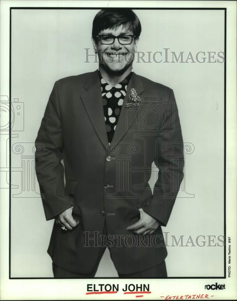 1997 Press Photo Entertainer Elton John - hca66567- Historic Images