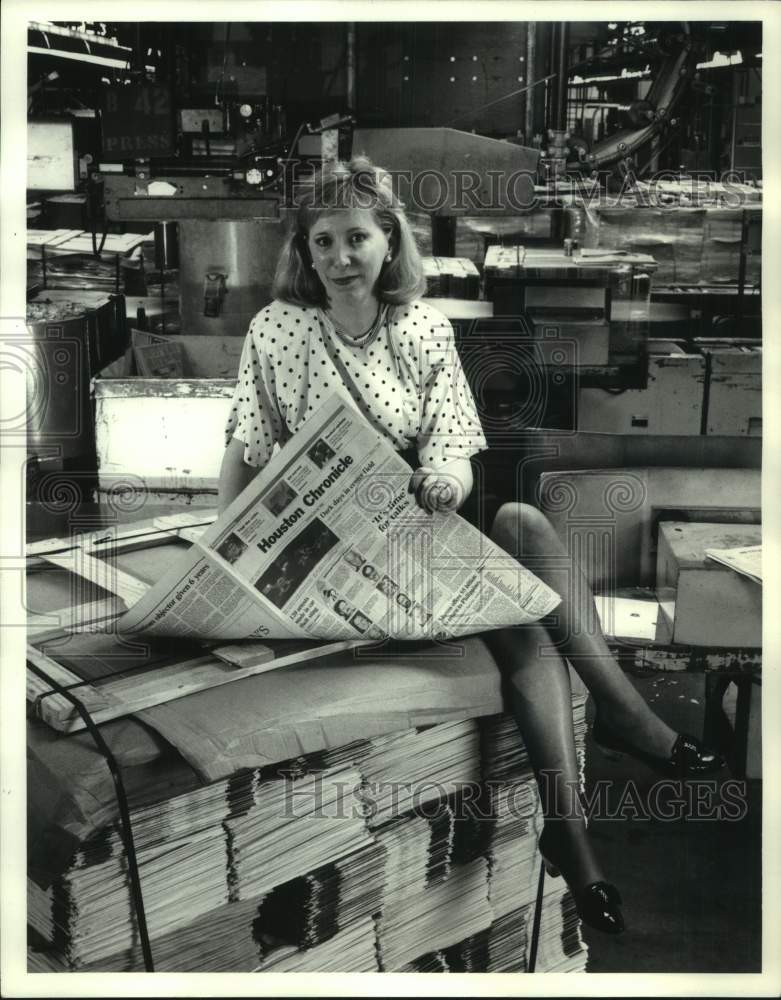 1988 Press Photo Associate Editor of the Houston Chronicle, Susan Bischoff- Historic Images