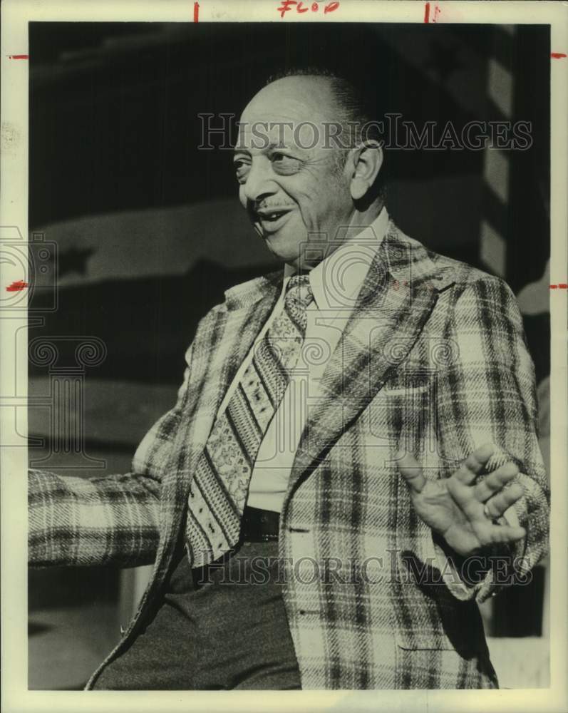 1983 Press Photo Mel Blanc Announcer and Off-Stage Voices for ABC-TV - hca68593- Historic Images