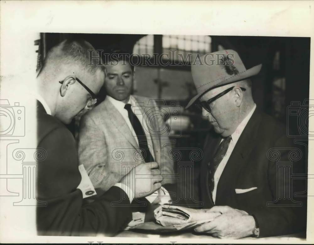 1957 Press Photo Three businessmen - Historic Images