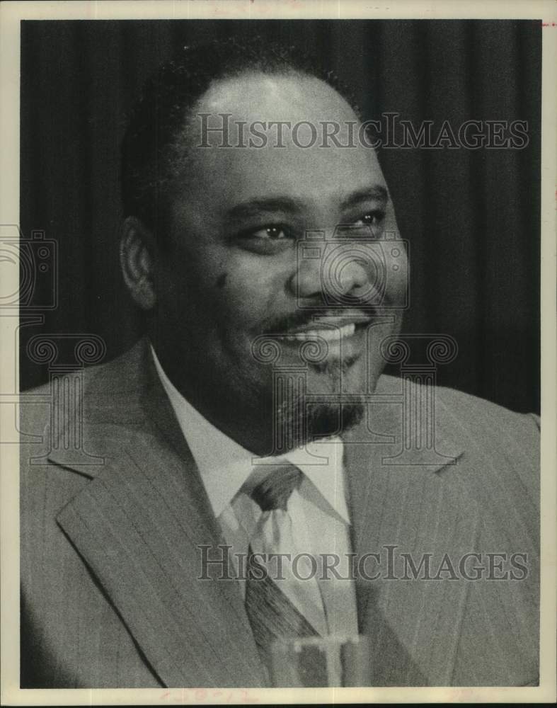 1971 Press Photo The Rev. Dr. J. Don Boney Jr. is acting Houston School Supt. - Historic Images