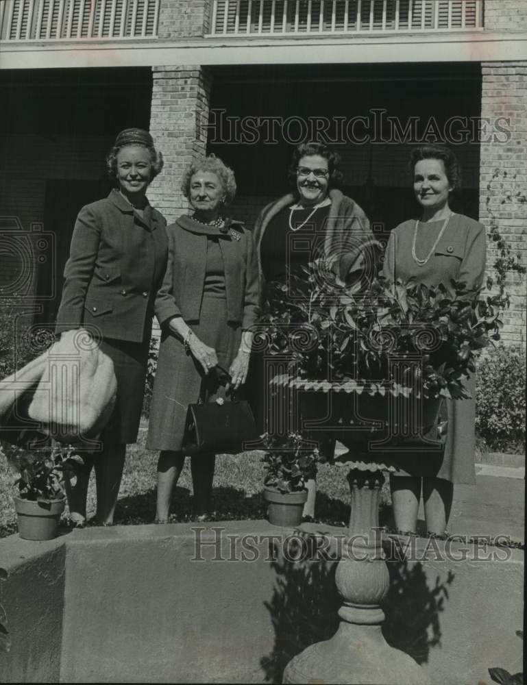 1964 Press Photo Junior League Sustaining Members - hca74918 - Historic Images