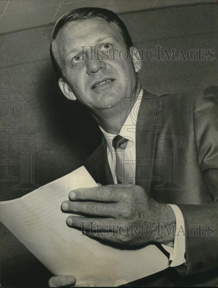 1965 University of Houston Business Dean Dr. Ted R. Brannen - Historic Images