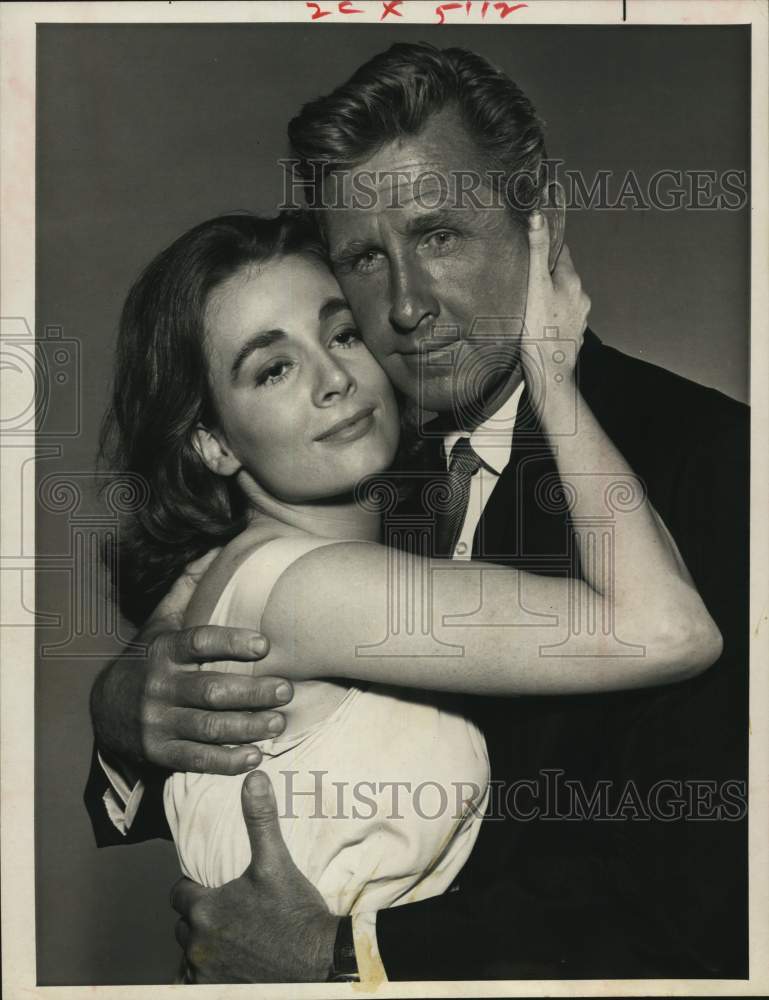 1964 Press Photo Sandra Church and Lloyd Bridges in "A Hero for Our Times" - Historic Images