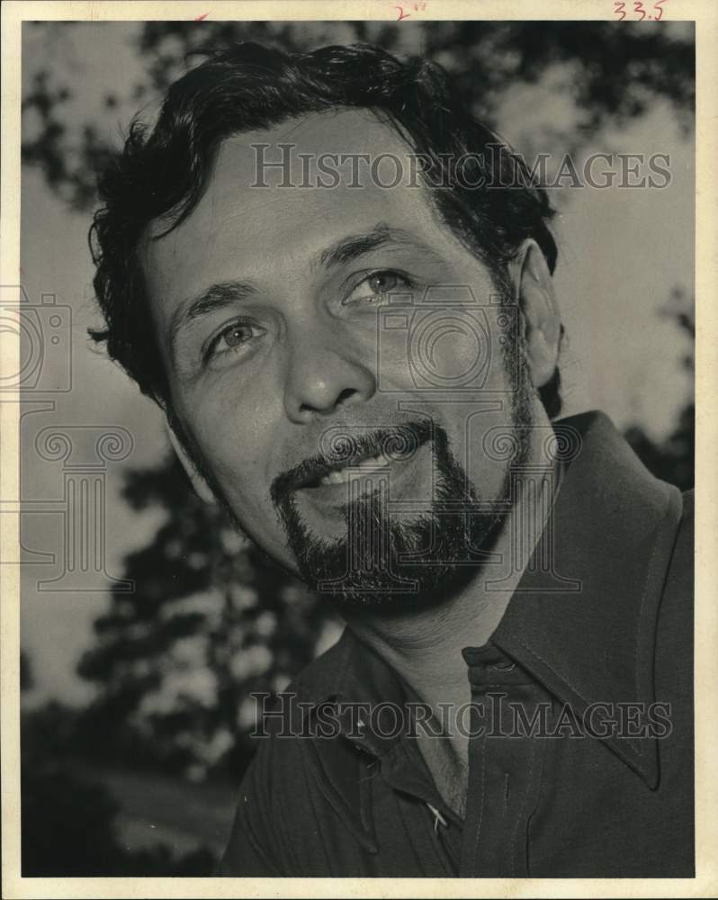 1973 Press Photo Gardner Compton, "A Soldier's Tale" director - Houston - Historic Images