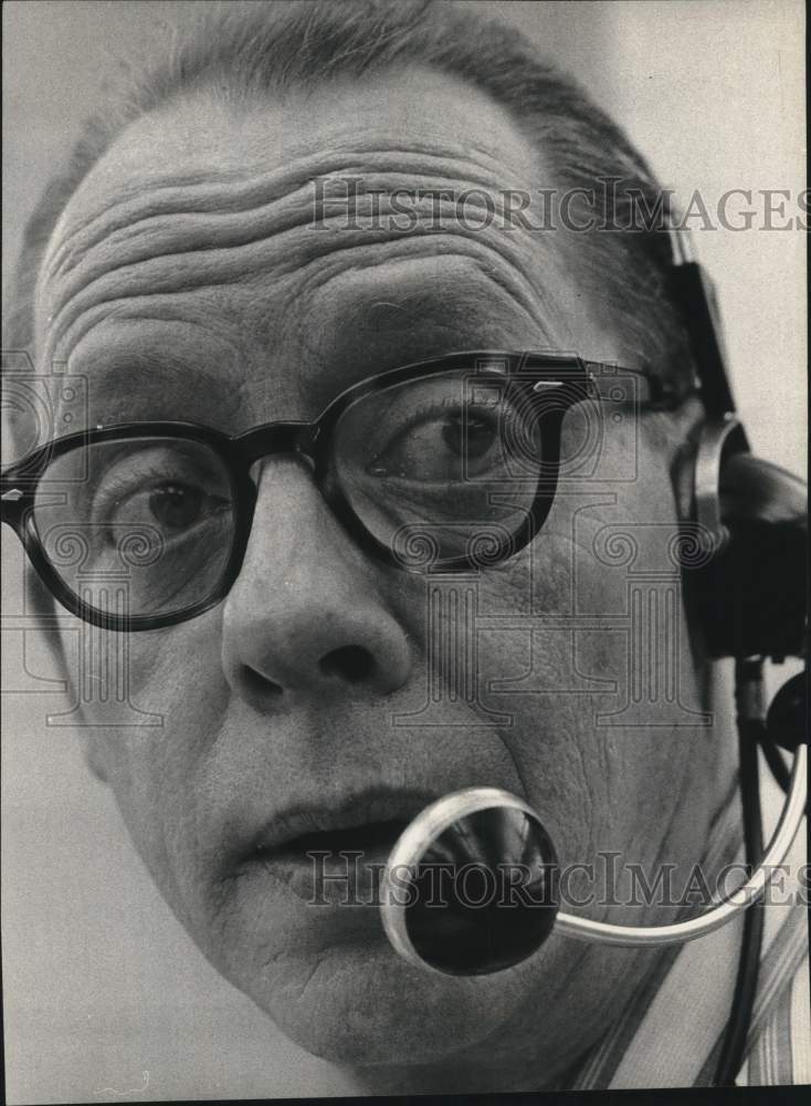 1971 Press Photo Texas Magazine staffer Ray Conaway - Historic Images