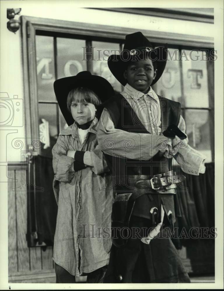 1984 Press Photo Gary Coleman and Danny Cooksey in &quot;Diff&#39;rent Strokes&quot;- Historic Images