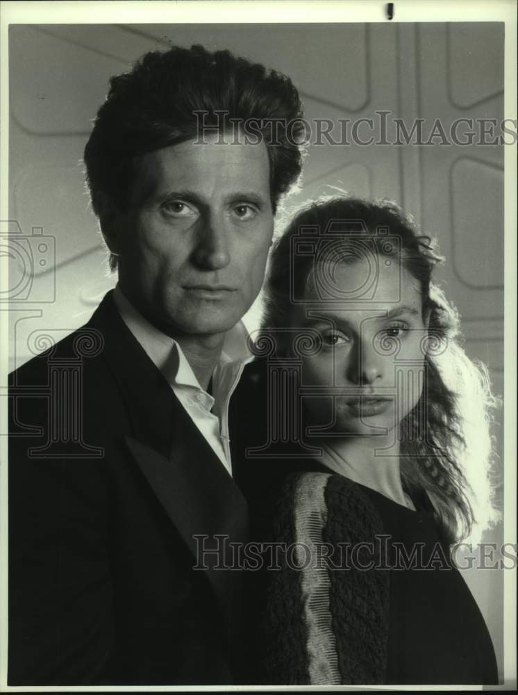 1988 Press Photo Actors Joe Cortese and Maryam d&#39;Abo - hca82293- Historic Images