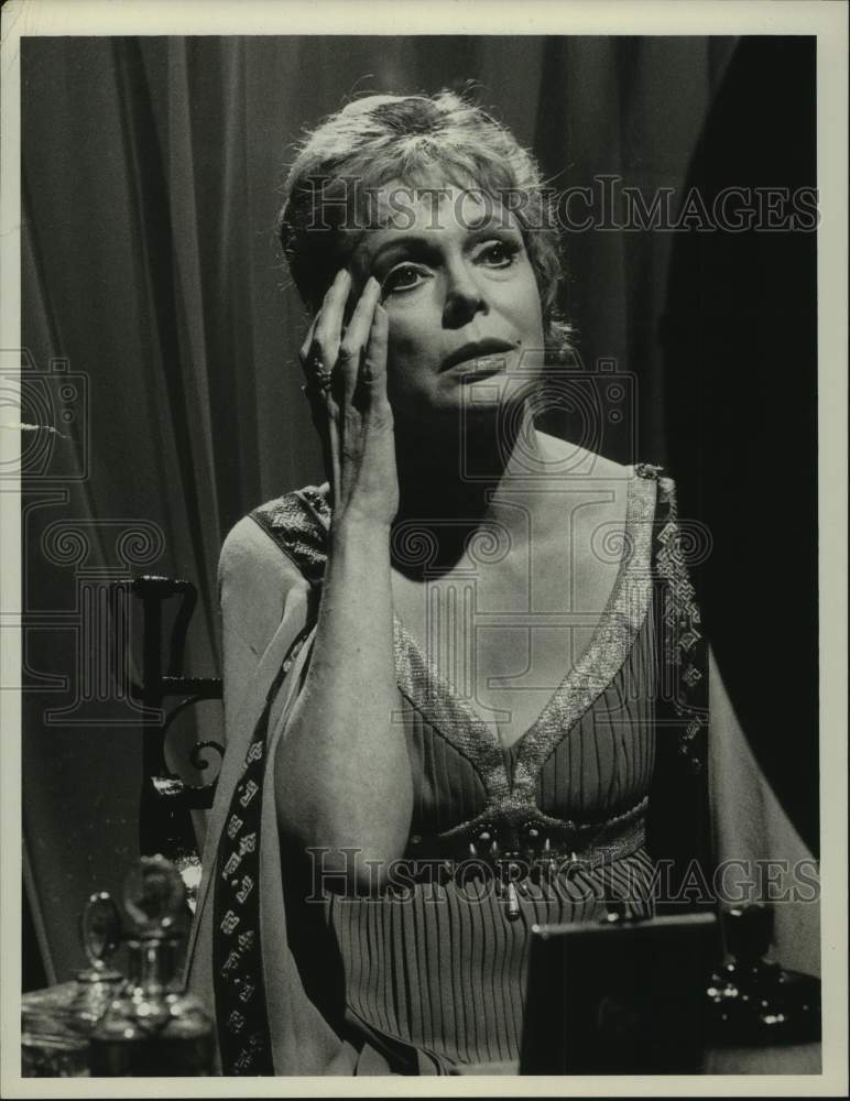 1972 Press Photo Actress Nancy Coleman - Historic Images