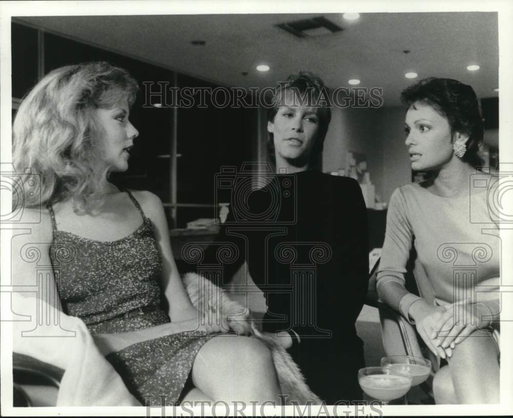 1982 Press Photo Actress Jamie Lee Curtis and others - Historic Images