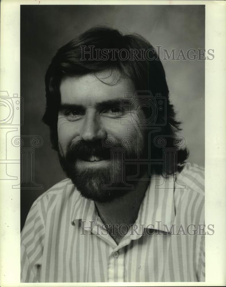 1986 Press Photo John C. Davenport, Houston Chronicle staff member - Historic Images