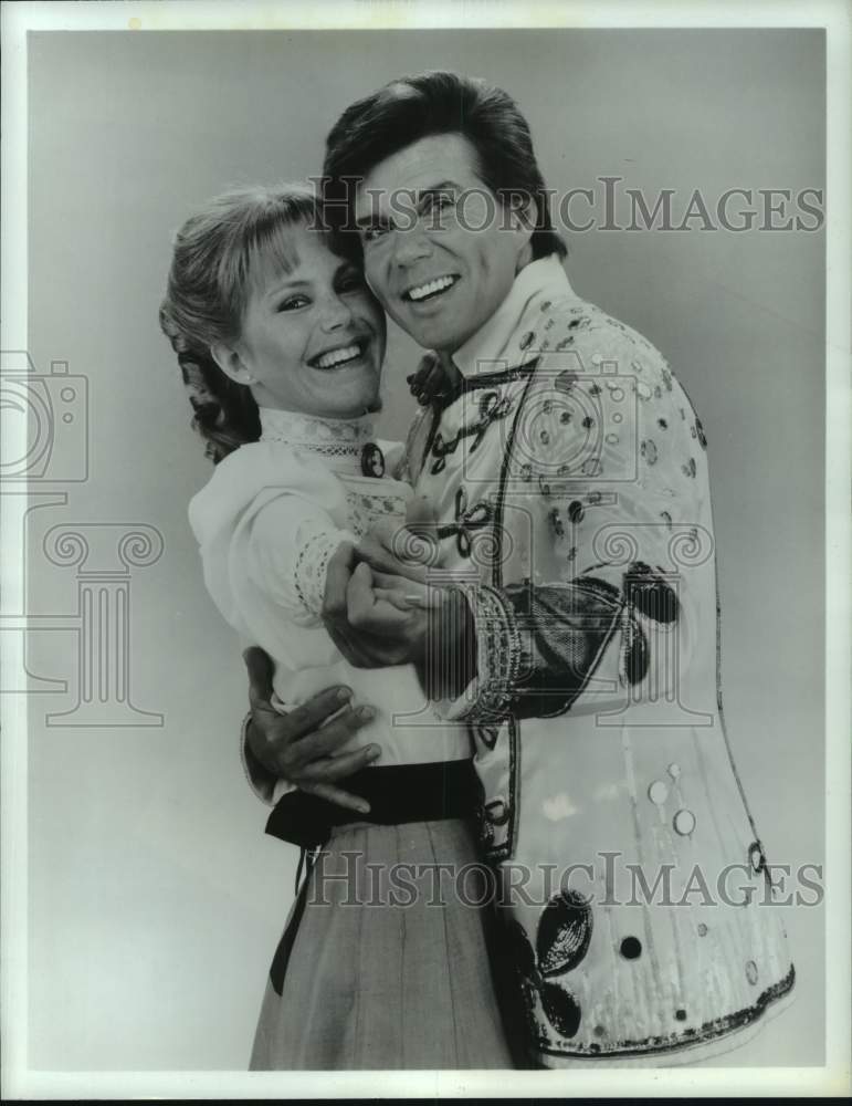 1988 Press Photo John Davidson and Sally Spencer star in &quot;The Music Man&quot; - Historic Images