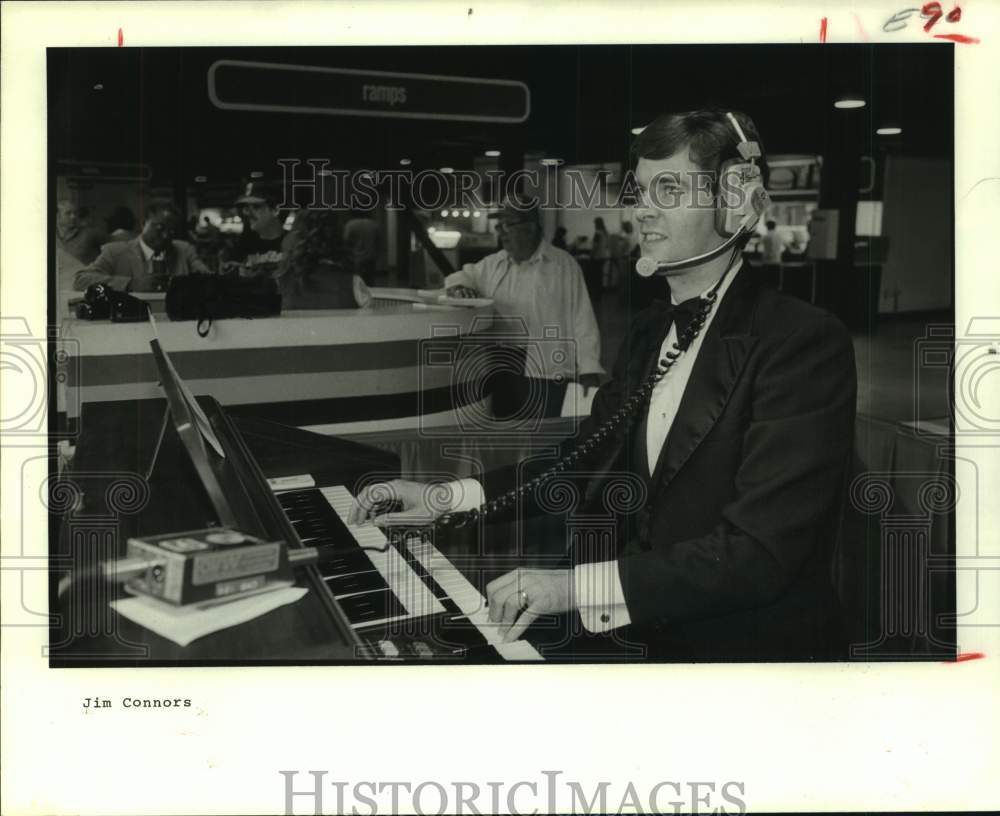 1984 Press Photo Organist Jim Connors - Historic Images
