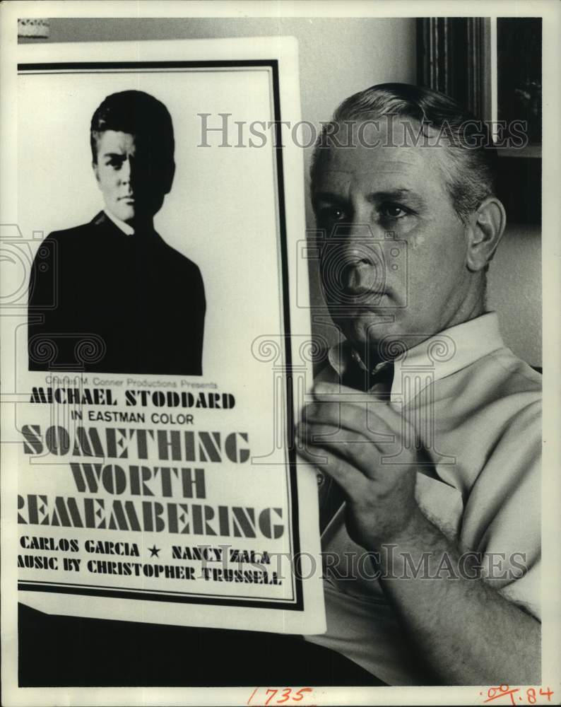 1967 Press Photo Charles Connor and press book for &quot;Something Worth Remembering&quot; - Historic Images