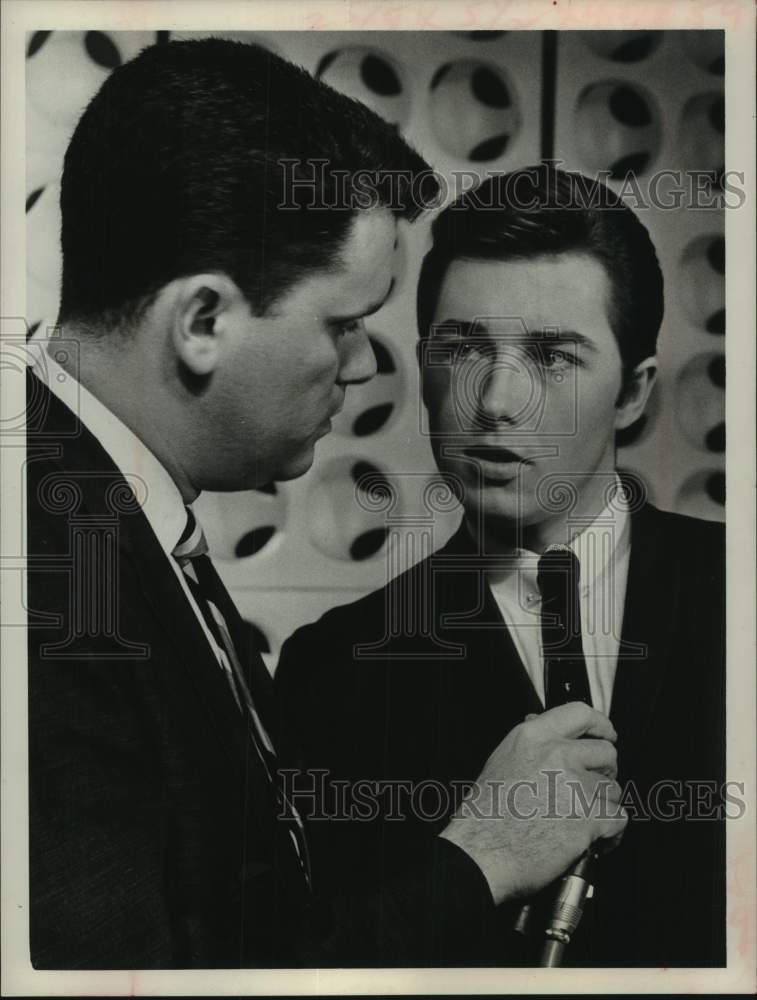 1964 Press Photo Journalist Larry Kane with Singer Chris Crosby, Son of Bob - Historic Images