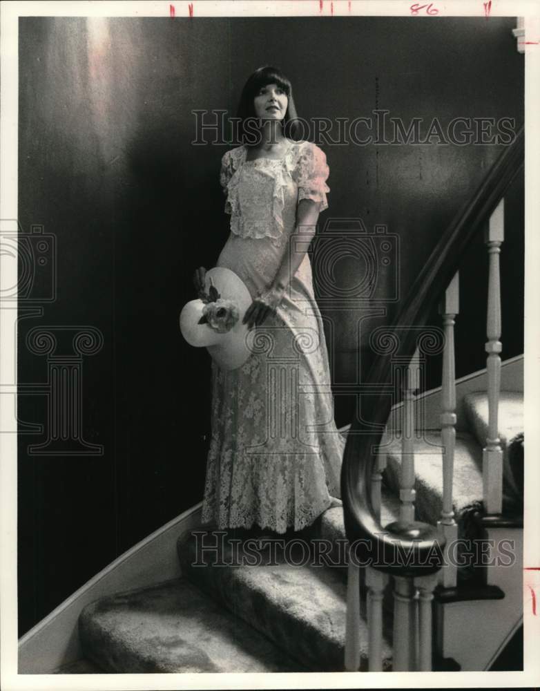 1976 Press Photo Dramatic Actress Barbara Dror - hca89922- Historic Images