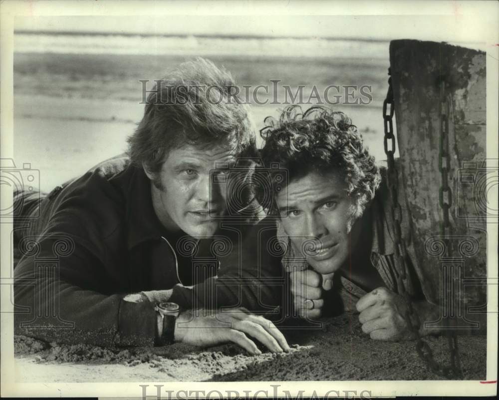 1971 Press Photo Roger Davis, Dack Rambo Star in &quot;River of Gold&quot; on Television - Historic Images