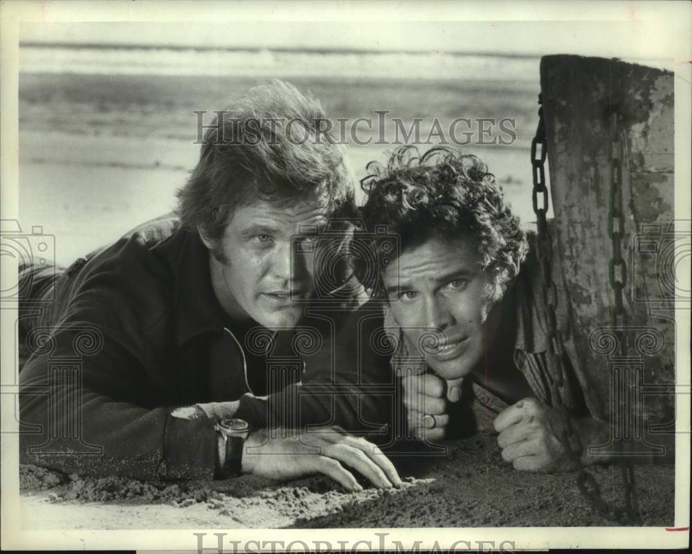 1971 Press Photo Roger Davis, Dack Rambo Star in "River of Gold" on Television - Historic Images