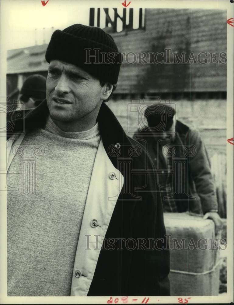 1981 Press Photo Kevin Dobson, actor - Historic Images