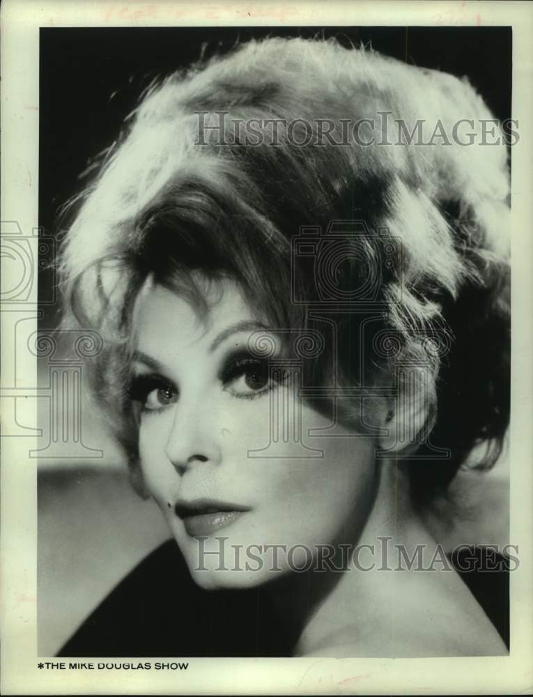1967 Press Photo Arlene Dahl "The Mike Douglas Show" co-hostess - Historic Images