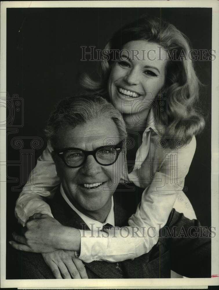 1972 Press Photo Dan Dailey, Julie Sommars &quot;The Governor and J.J.&quot; comedy series - Historic Images